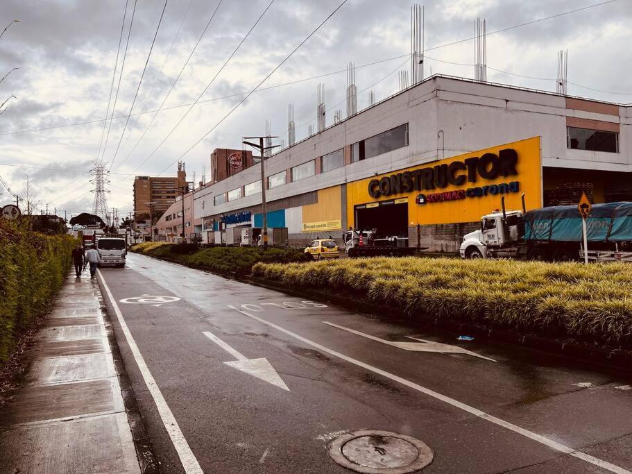 Hermosa casa , con parqueadero en Rionegro cerca al aeropuerto Villa Exterior foto
