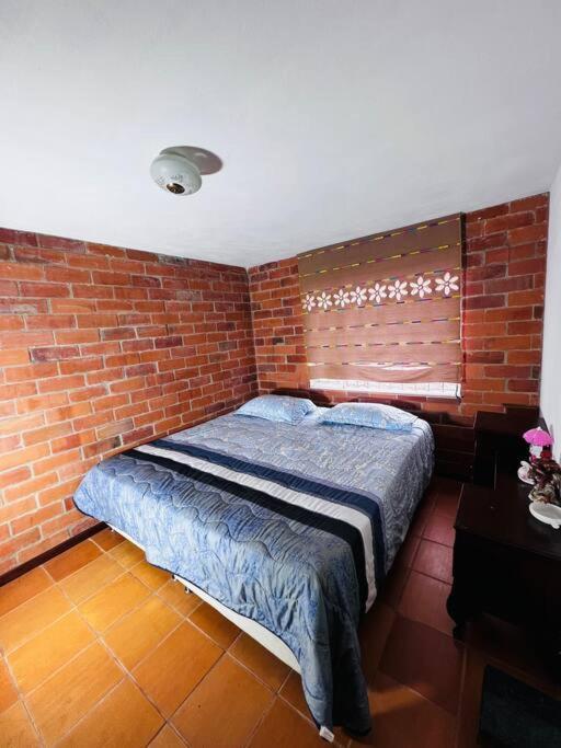 Hermosa casa , con parqueadero en Rionegro cerca al aeropuerto Villa Exterior foto